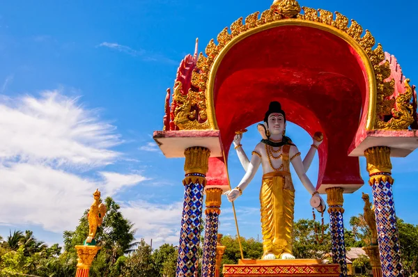 Estátua de Lord Shiva no templo budista, Koh Samui - Tailândia — Fotografia de Stock