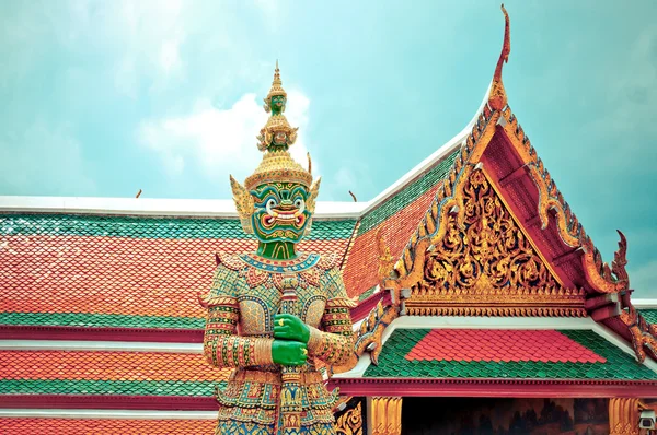 Estatua del guardián en Bangkok Grand Palace - Tailandia — Foto de Stock