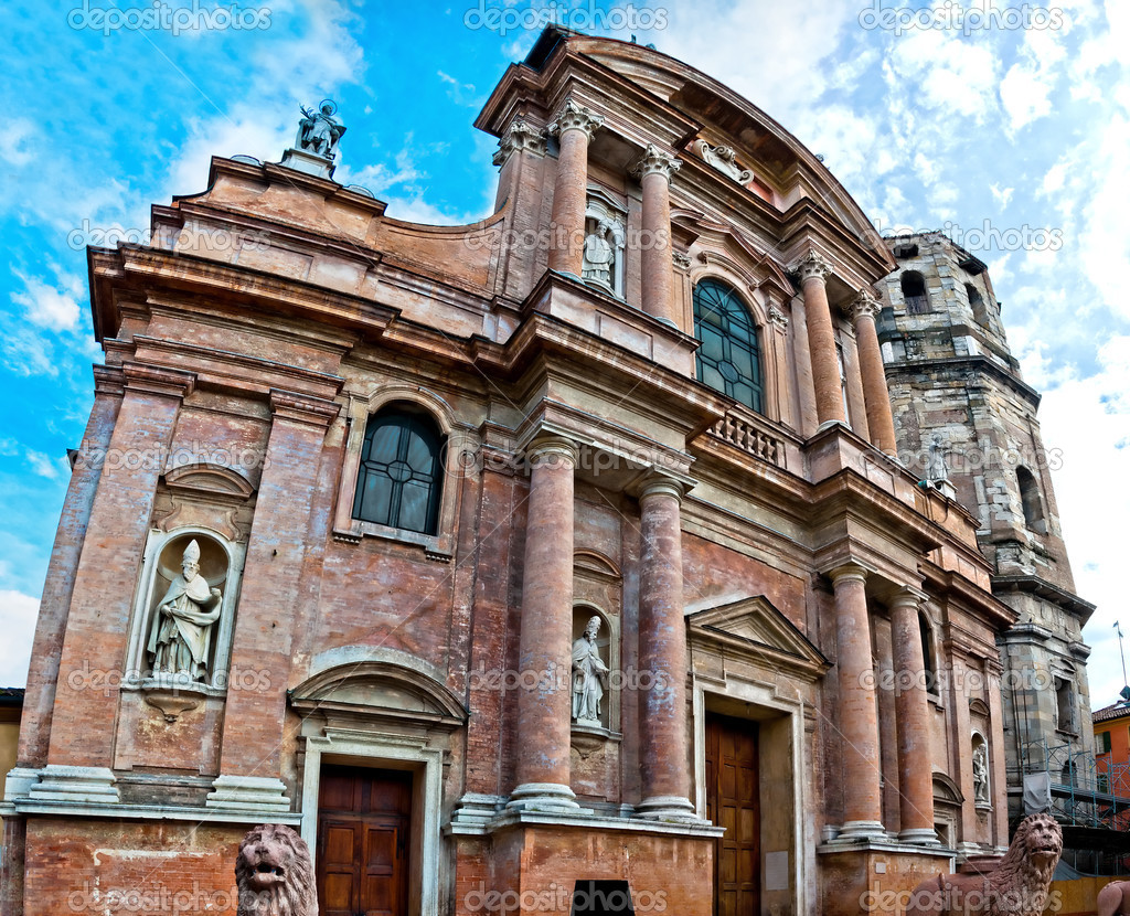 Kirche San Prospero, Reggio emilia — Stockfoto © eddygaleotti #25069015 Kirche San Prospero, Reggio emilia — Stockfoto © eddygaleotti #25069015