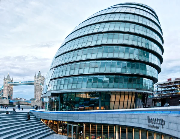 Paisaje urbano de Londres con City Hall, Tower Bridge, Inglaterra, Reino Unido —  Fotos de Stock