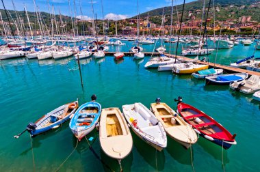 Lerici tipik Köyü, kale ve liman Liguria, İtalya