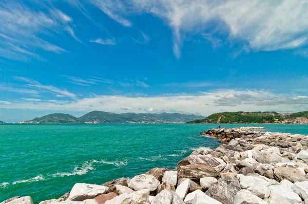 Mediterranean sea in Liguria, Italy — Stock Photo, Image