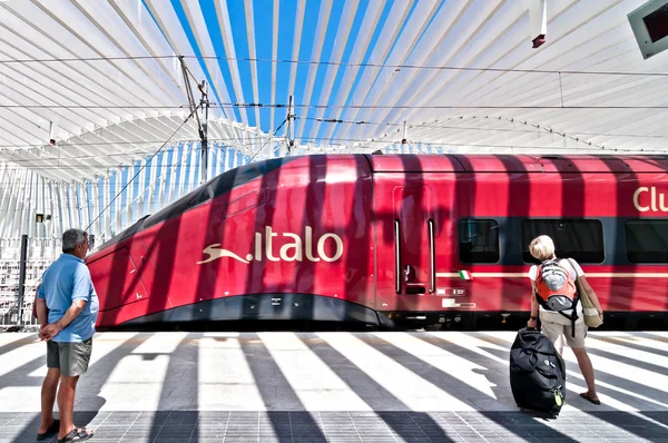 Új mediopadana train station, reggio emilia, Olaszország — Stock Fotó