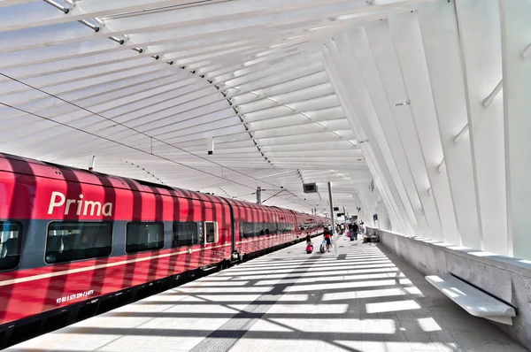 Új mediopadana train station, reggio emilia, Olaszország — Stock Fotó