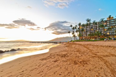 okyanus manzarası ve ünlü keawakapu Beach, wailea - maui günbatımı