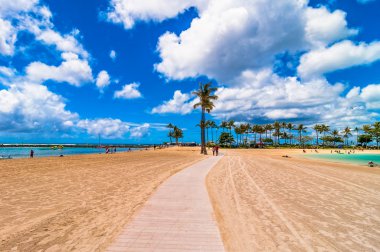 oteller ve Honolulu, hawaii beach Waikiki kıyı