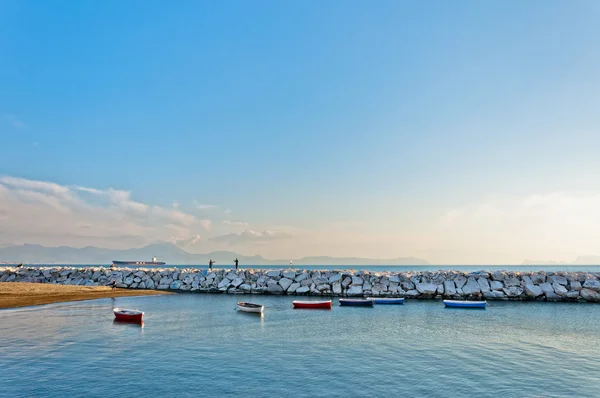 Vista da baía de Nápoles a partir do calçadão - Itália — Fotografia de Stock