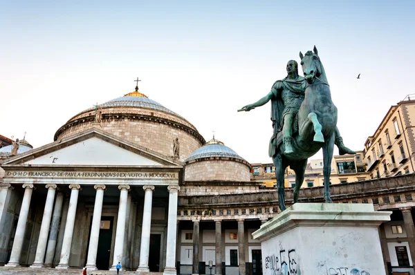Statue of King Charles III in Naples, Italy — Stock Photo, Image