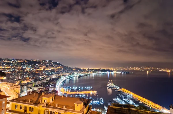 Napoli baia vista da Posillipo con mare Mediterraneo - Italia — Foto Stock