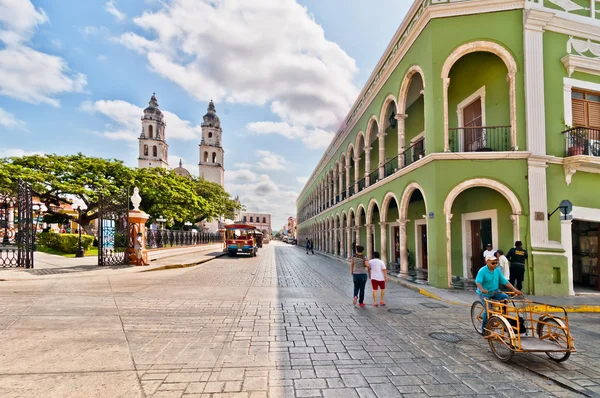 Square and Cathedral in Campeche, Mexico — Stock Photo, Image