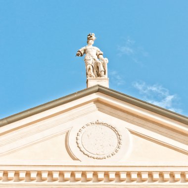 Matilde di canossa heykel san benedetto Po, İtalya