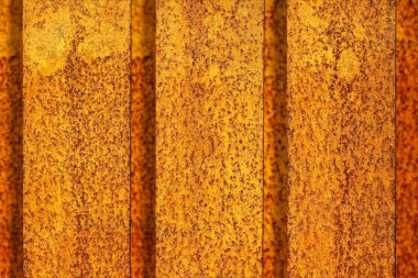 rusty ile metal levha