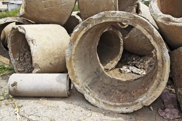Pilha de tubo de concreto — Fotografia de Stock