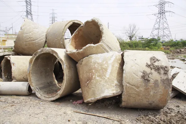 Pilha de tubo de concreto — Fotografia de Stock