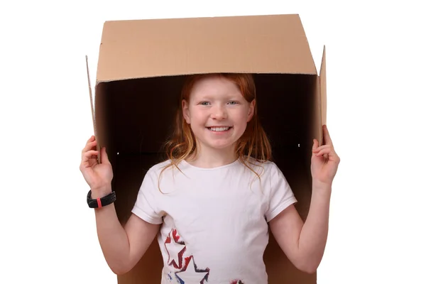Menina com caixa — Fotografia de Stock
