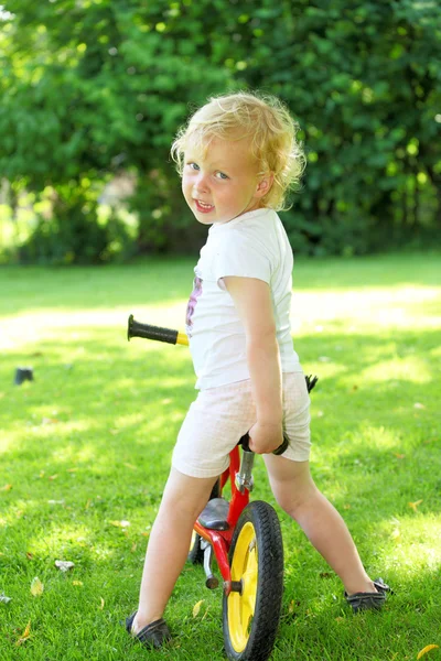 Bicicleta de treinamento — Fotografia de Stock