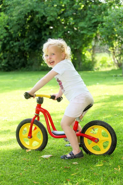 Bicicleta de treinamento — Fotografia de Stock