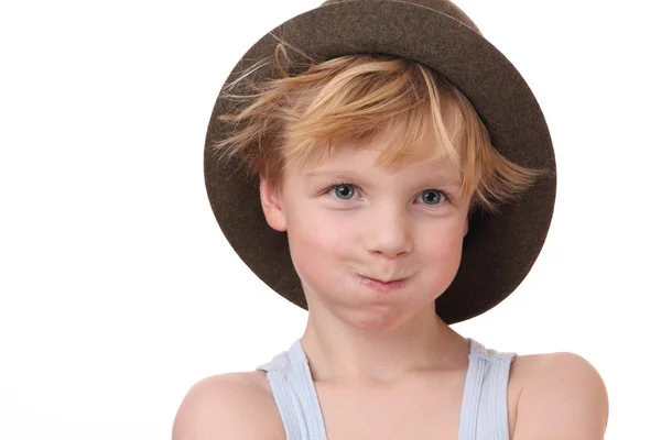 Niño con sombrero — Foto de Stock