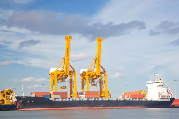 Containerschip lading vracht industrail — Stockfoto