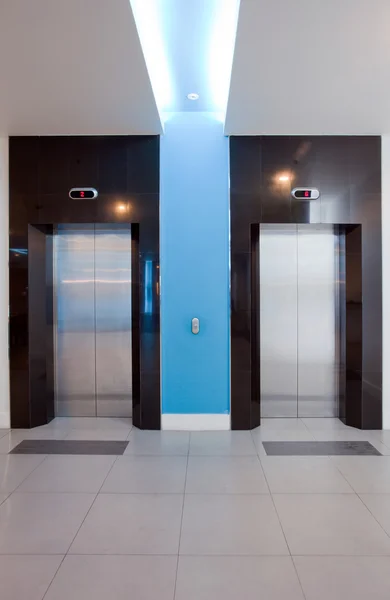 Modern elevator — Stock Photo, Image