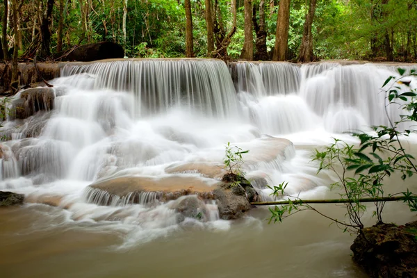 Tropische waterval thailand — Stockfoto