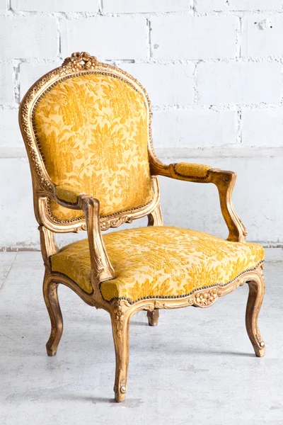 Luxury Yellow sofa — Stock Photo, Image
