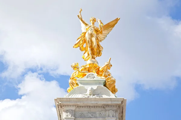 Zbliżenie queen victoria memorial — Zdjęcie stockowe