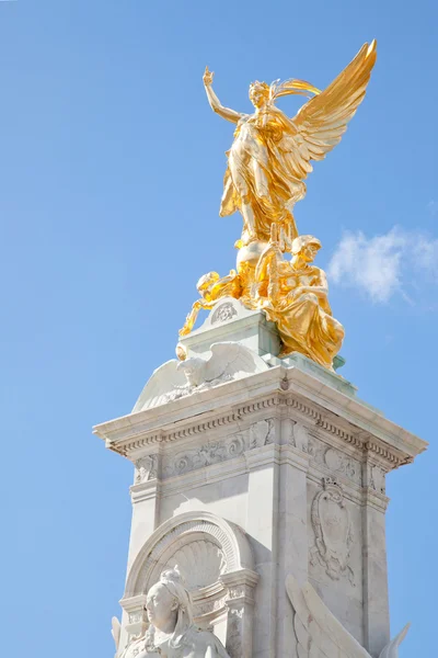 Estátua do Memorial da Rainha Vitória Londres — Fotografia de Stock