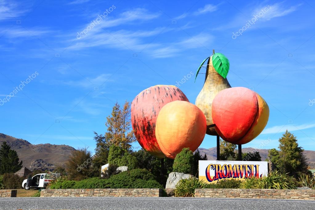 Fruit Logo of Cromwell town in New Zealand near Queenstown