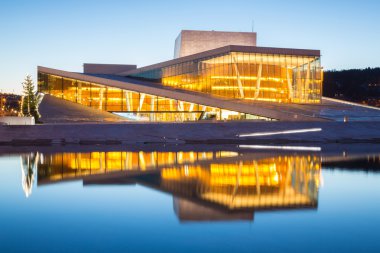 Oslo opera binası Norveç