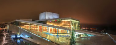 Oslo opera binası