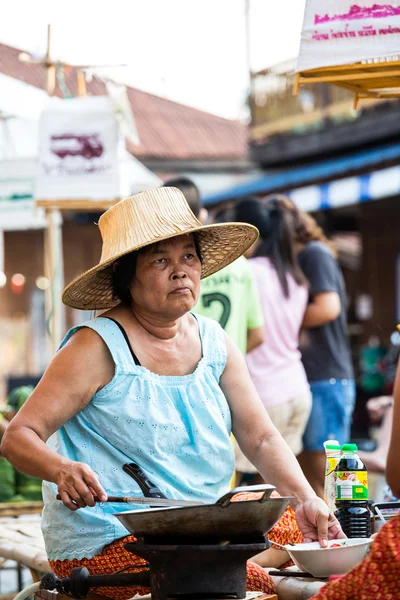 Rim Yom 2437 night market — Stock Photo, Image