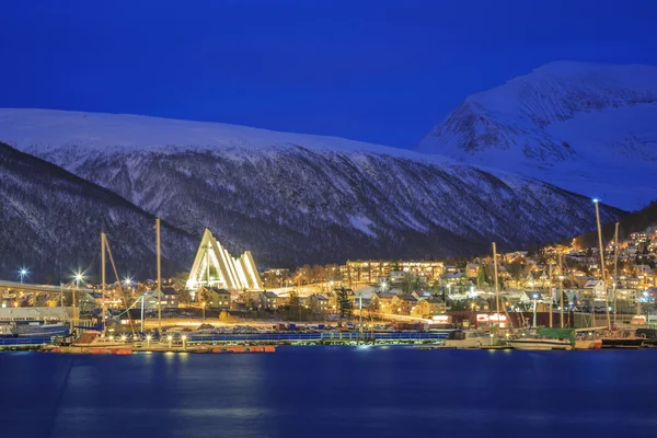 Tromso Cityscape в сумерках — стоковое фото