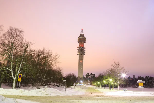 Fernsehturm kaknastornet in stockholm — Stockfoto