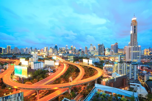 Bangkok snelweg in de schemering — Stockfoto