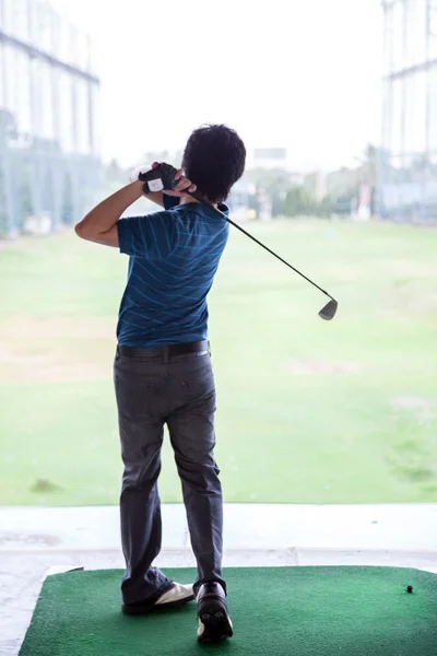 Pratica di golf — Foto Stock