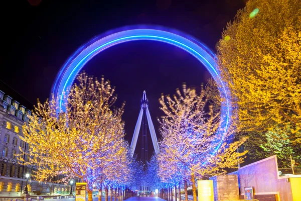 London Eye à noite — Fotografia de Stock