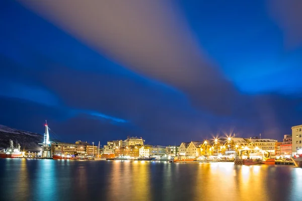 Tromsø bay en stadsgezicht — Stockfoto