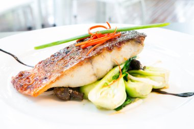 barramundi ızgara biftek