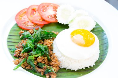 domuz eti fesleğen pirinç