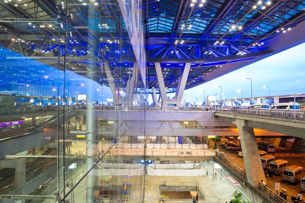 Bangkok airport exterior — Stock Photo, Image