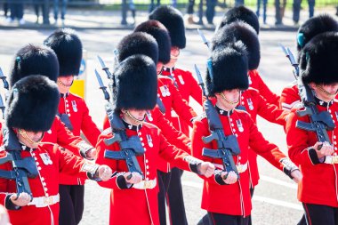 buckingham Sarayı'ndaki Kraliyet Muhafızı