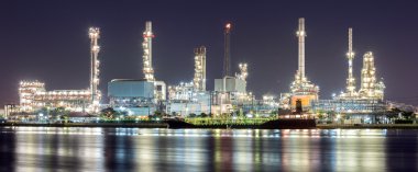 petrol rafineri tesisi panorama