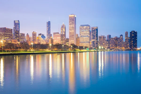 Chicago centrum en Lake Michigan — Stockfoto