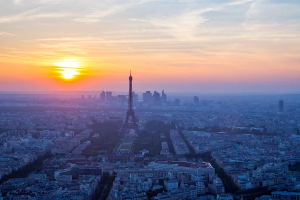 Torre Eiffel pôr do sol — Fotografia de Stock