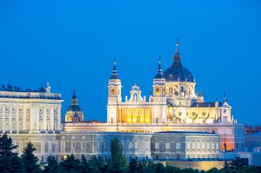 Madrid, almudena Katedrali