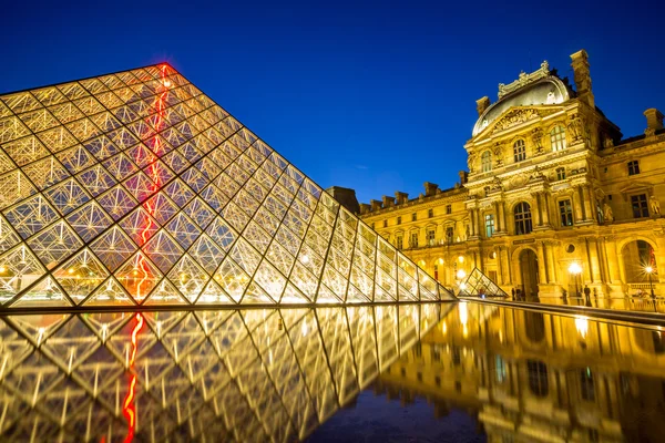 Muzeum Louvre Paříž — Stock fotografie