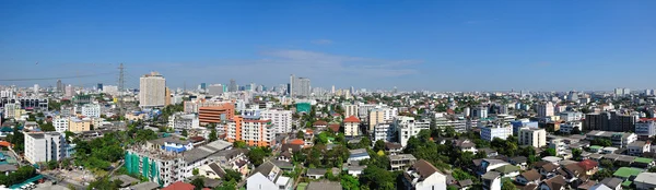 Bangkok panorama on blue sky — Stock Photo, Image