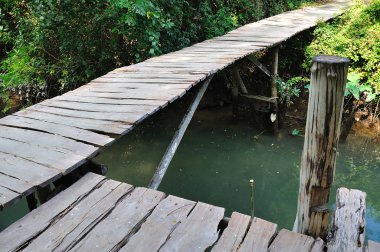 ahşap köprü Nehri üzerinde
