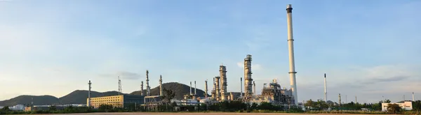 Panorama petrochemische plant — Stockfoto